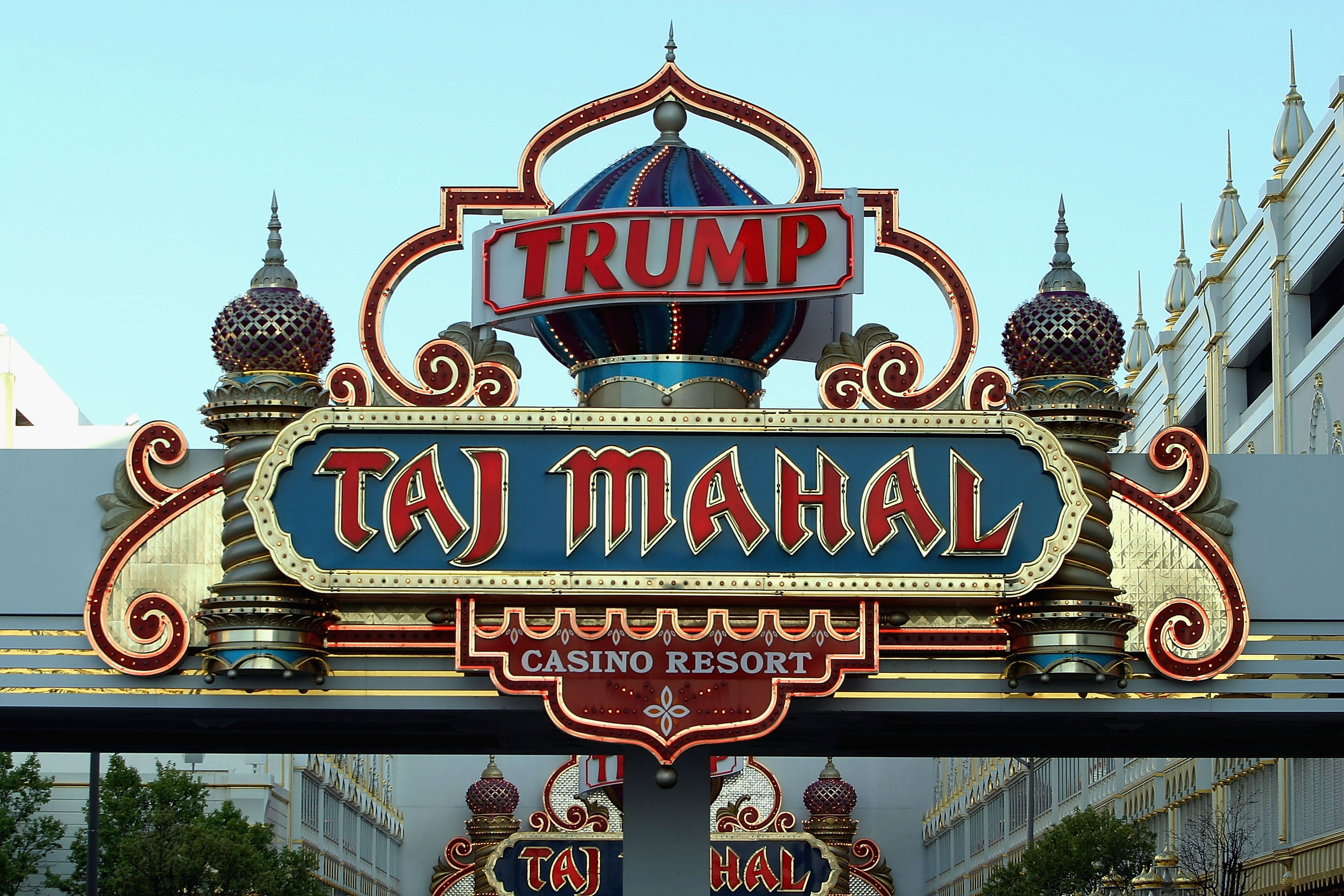Trump Taj Mahal Casino Hours